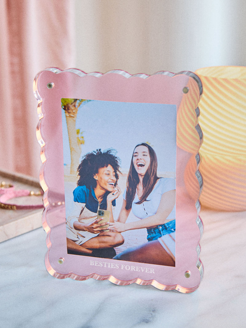 BaubleBar Light Pink - 
    Complimentary picture printing and engraving
  
